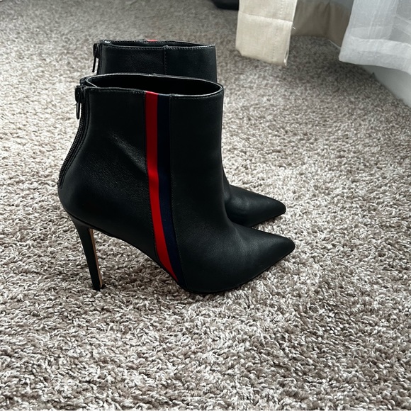 Steve Madden Booties - Picture 6 of 6